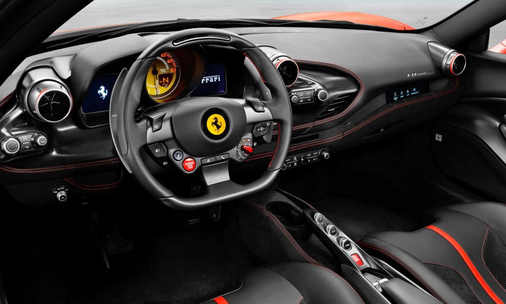 Ferrari F8 Tributo:   